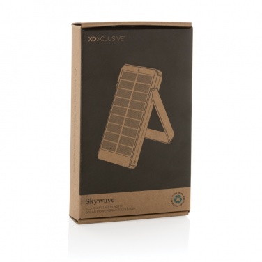 Logotrade Werbeartikel das Foto: Skywave 10000mAh Solarpowerbank aus RCS recycelt. Kunststoff