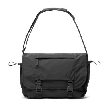 Logotrade Werbeartikel das Foto: KENTO URBAN 15,6" Messenger aus RCS recyceltem Nylon