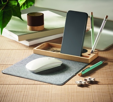 Logo trade promotional merchandise picture of: Wireless charger in bamboo 15W