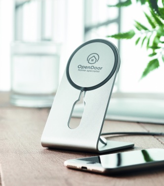 Logotrade promotional giveaway image of: Portable magnetic charger 15W