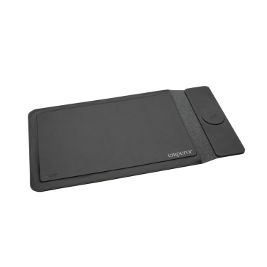 Logo trade promotional merchandise picture of: Swiss Peak 15W magnetic charging laptop sleeve 14-15,6"