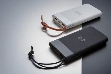 Logotrade reklaamkingi foto: Aria 8000 mAh 5W juhtmevaba laadimise akupank