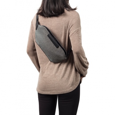 Logotrade reklaamkingituse foto: Õlakott Urban Bumbag
