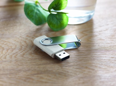 Logo trade firmakingi pilt: Nisukõrs PP 50/50 USB 16GB