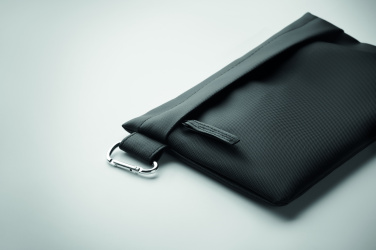 Logotrade firmakingitused pilt: CARRY 600D RPET-ist lukuga kott