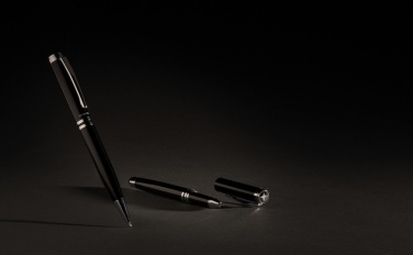 Logotrade mainoslahjat kuva: Swiss Peak Executive kynäsetti