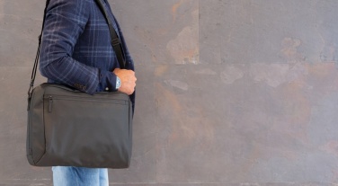 Logotrade mainoslahjat ja liikelahjat tuotekuva: Musta PVC-vapaa Fashion-laptoplaukku 15,6"