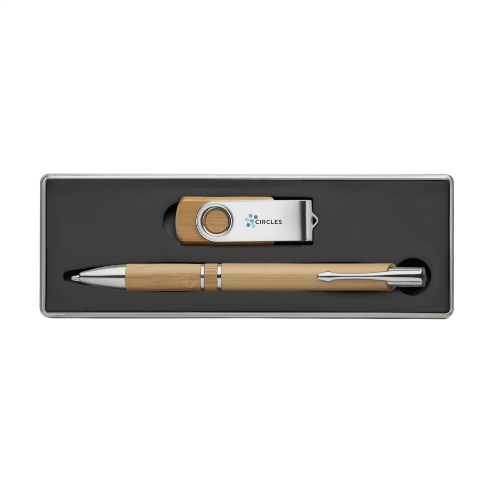 Logotrade mainoslahja tuotekuva: Bamboo Connect -lahjasetti 8 Gt