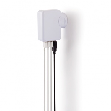 Logotrade biznesa dāvanas foto: Ceļojumu spraudnis ar 4 USB portiem