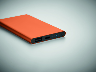 Logotrade korporatīvās dāvanas foto: 4000 mAh Power Bank Type C