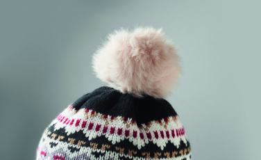 Лого трейд pекламные cувениры фото: Knitted beanie with ear flap