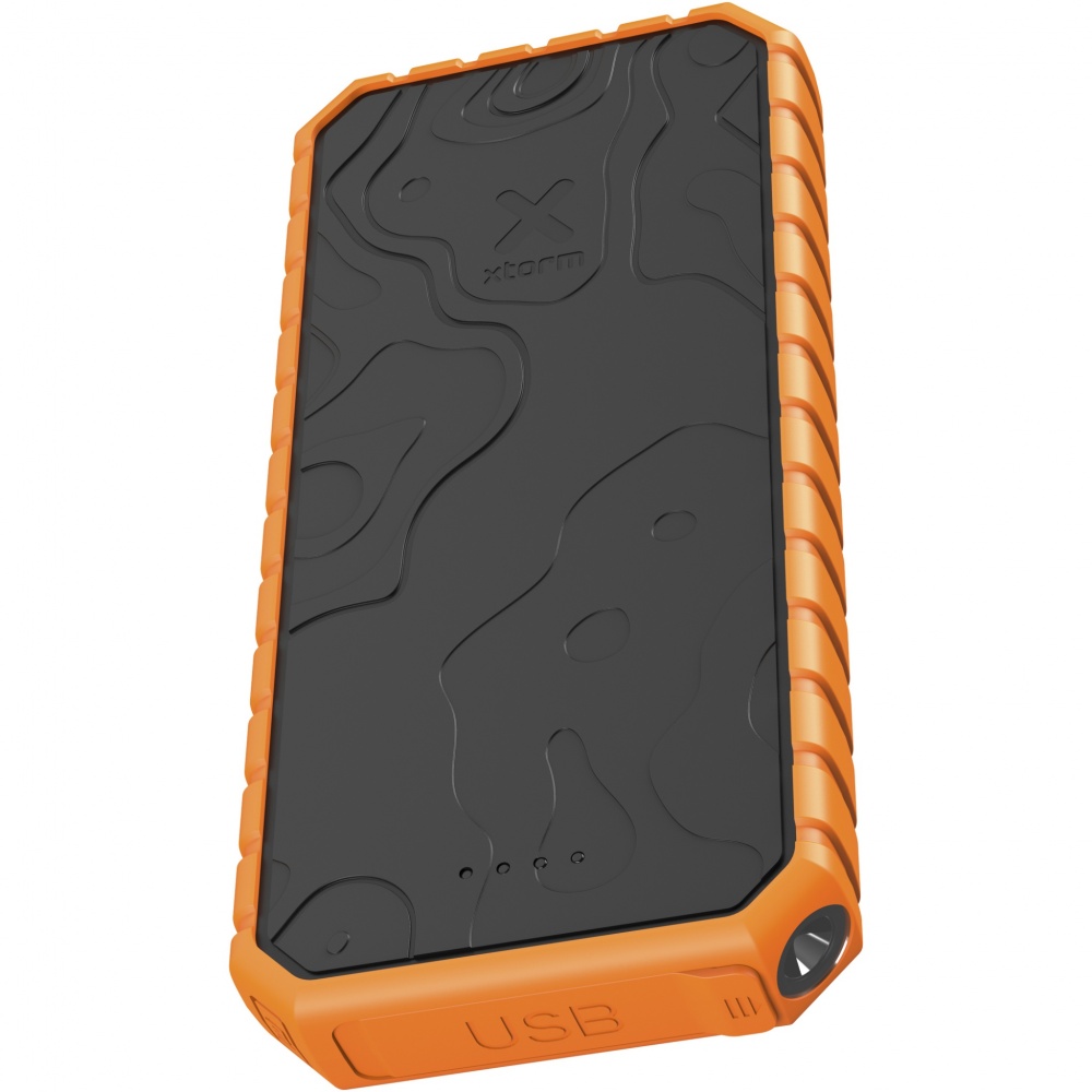 Logotrade reklamprodukter bild: Xtorm XR202 Xtreme 20 000 mAh 35 W QC3.0 vattentät robust powerbank med ficklampa