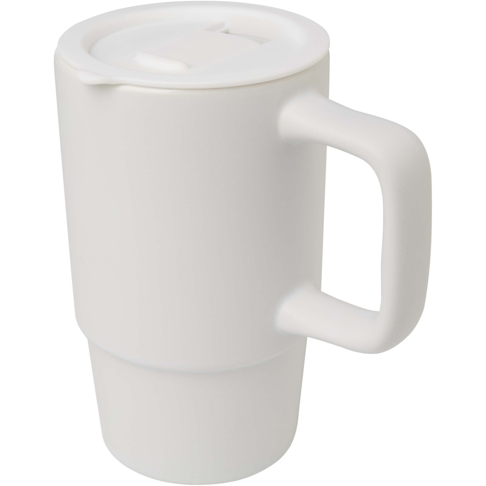 Logotrade kampanjprodukter bild: Carter 450 ml keramisk mugg med plastlock
